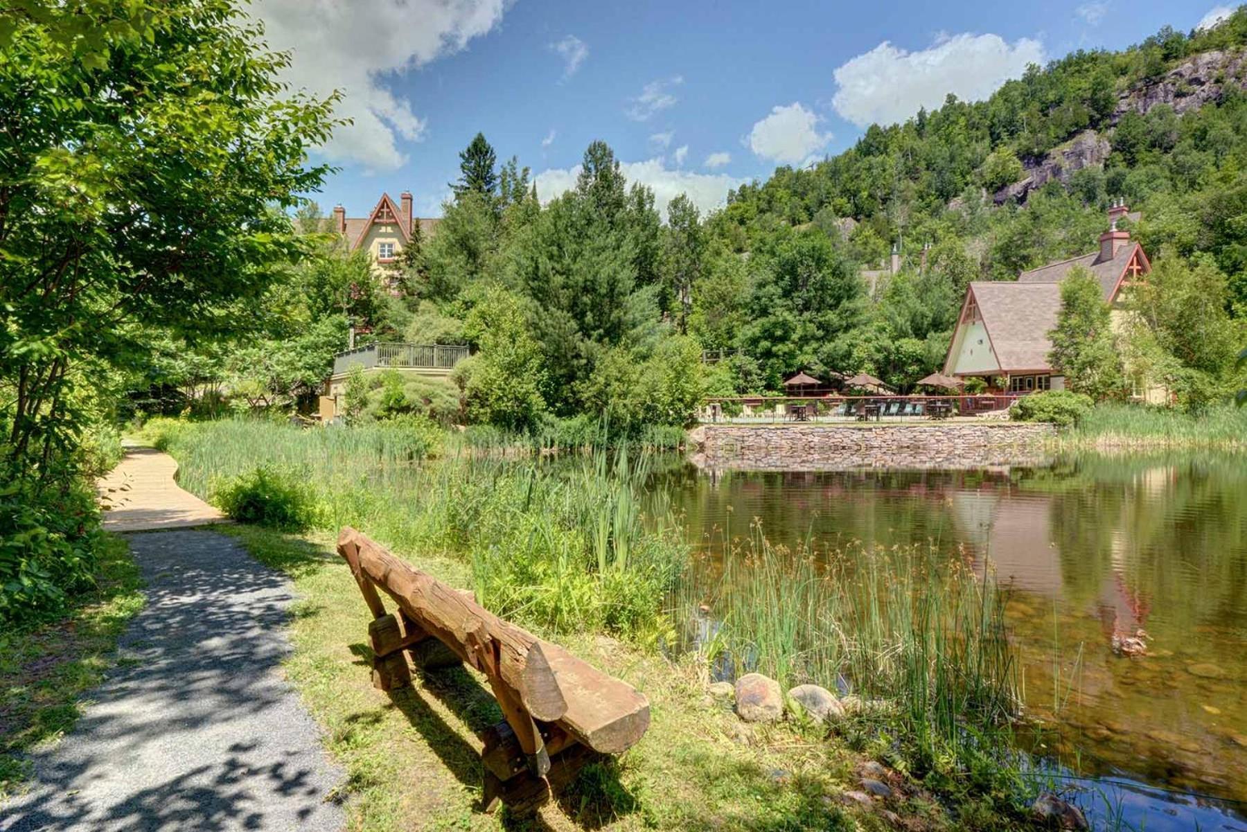 Apartament Le Plateau East By Tremblant Vacations Mont-Tremblant Zewnętrze zdjęcie